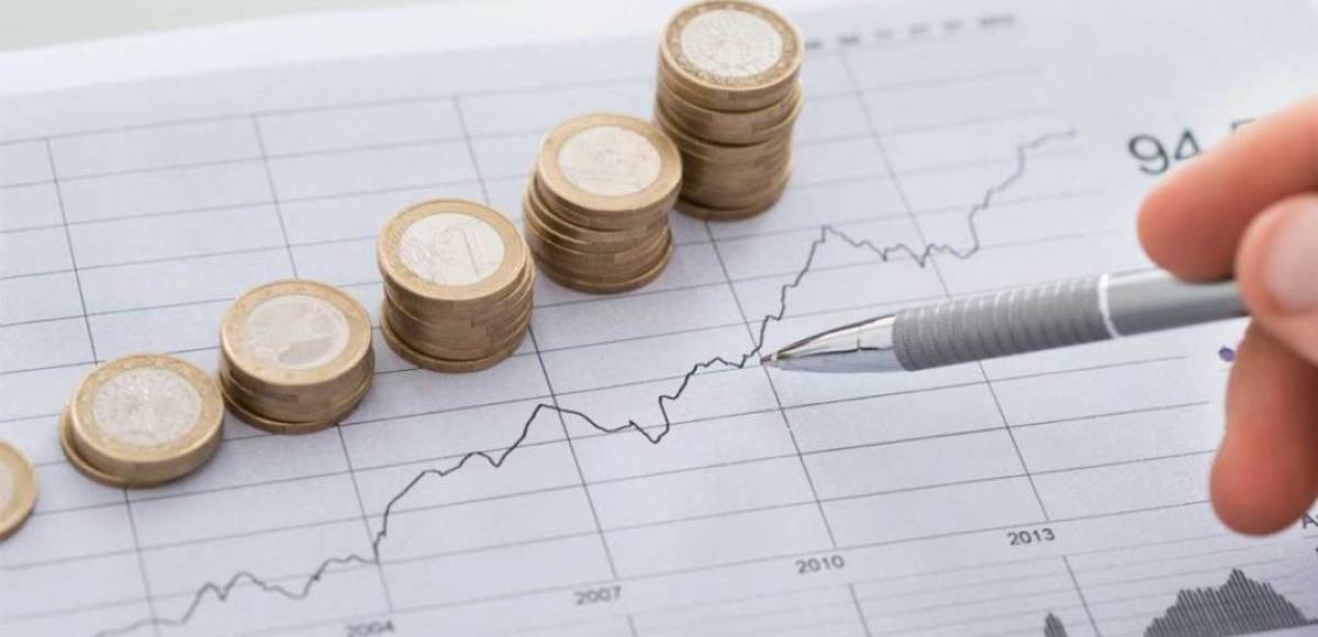 The Overall Turnover Index in Retail Trade up 8.8% in December 2022 